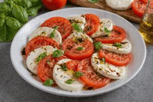 Tomaten-Mozzarella mit Olivenöl